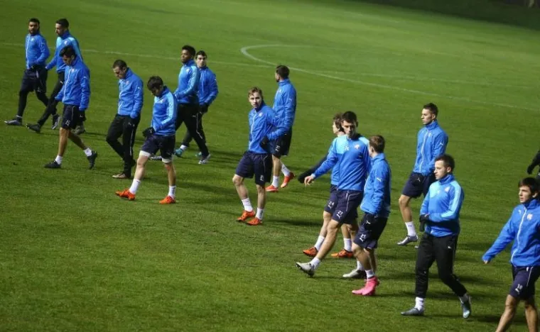 TRENING DINAMA UOČI BAYERNA: Guardiola na presici, Modri na travnjaku