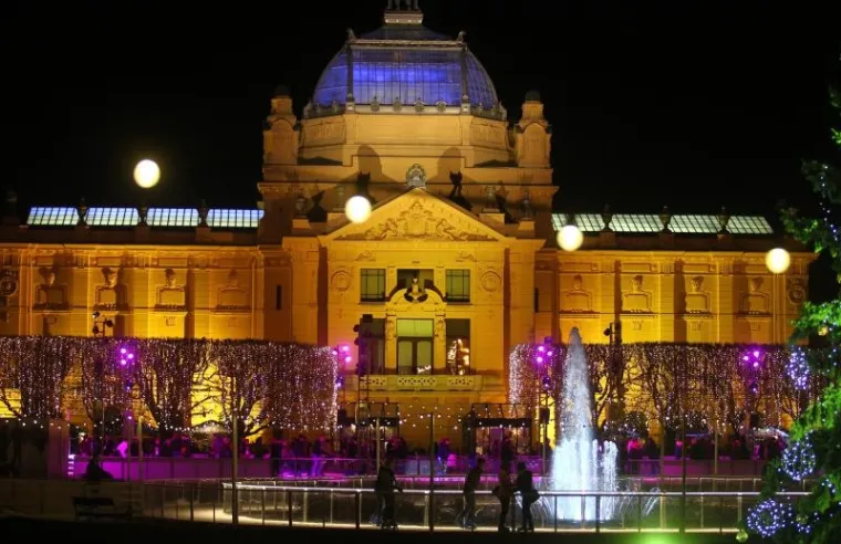 Advent u Zagrebu čaroban je i bez snijega