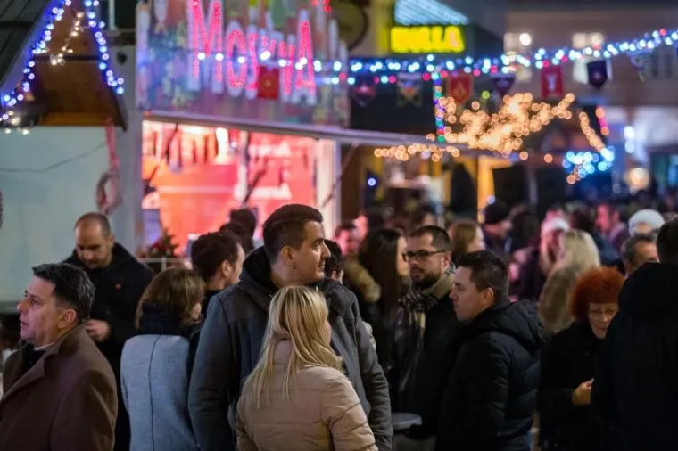Advent u Zagrebu čaroban je i bez snijega
