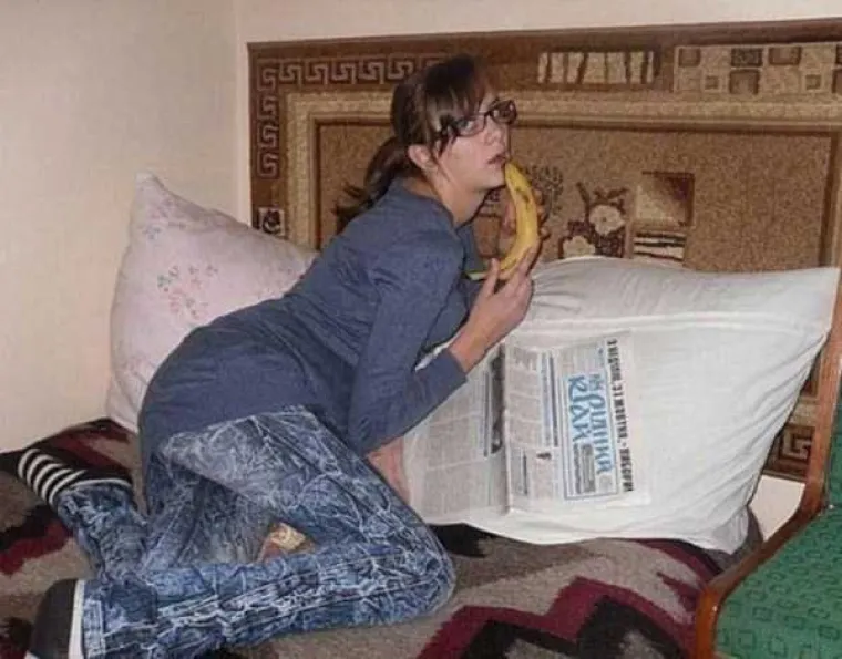 Kako prepoznati očajnu curu? Između ostalog, ako vam &scaron;alje ovakve slike