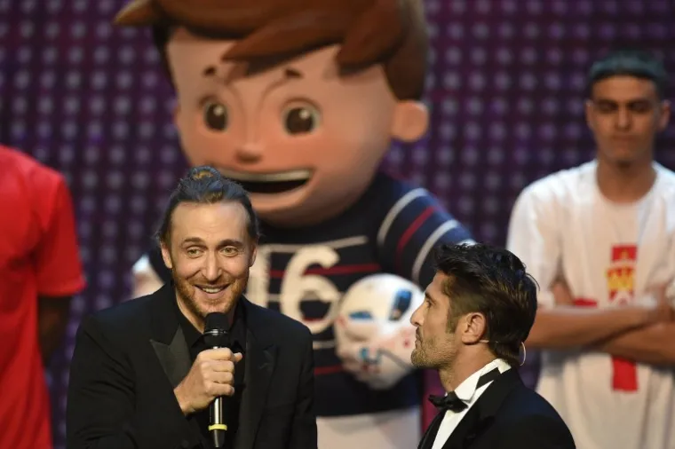 U Parizu je održan ždrijeb za EURO 2016. u Francuskoj. Hrvatska je u skupini D s europskim prvakom &Scaron;panjolskom, Če&scaron;kom i Turskom.