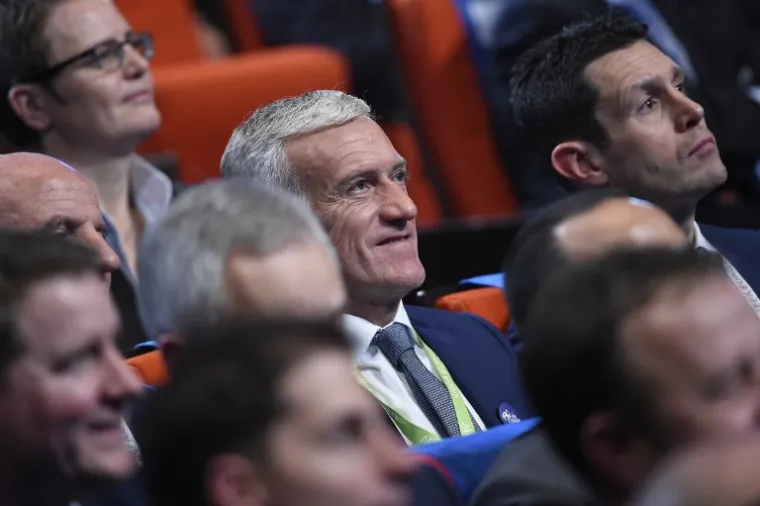 U Parizu je održan ždrijeb za EURO 2016. u Francuskoj. Hrvatska je u skupini D s europskim prvakom &Scaron;panjolskom, Če&scaron;kom i Turskom.