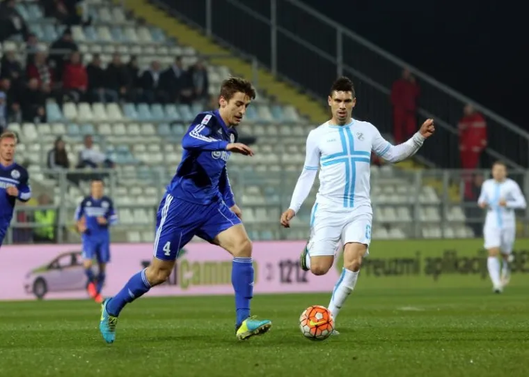 Rijeka je po drugi put remizirala u posljednja tri kola, Kekova momčad je na Rujevici odigrala 1:1 protiv Slaven Belupa u 20. kolu 1. HNL.