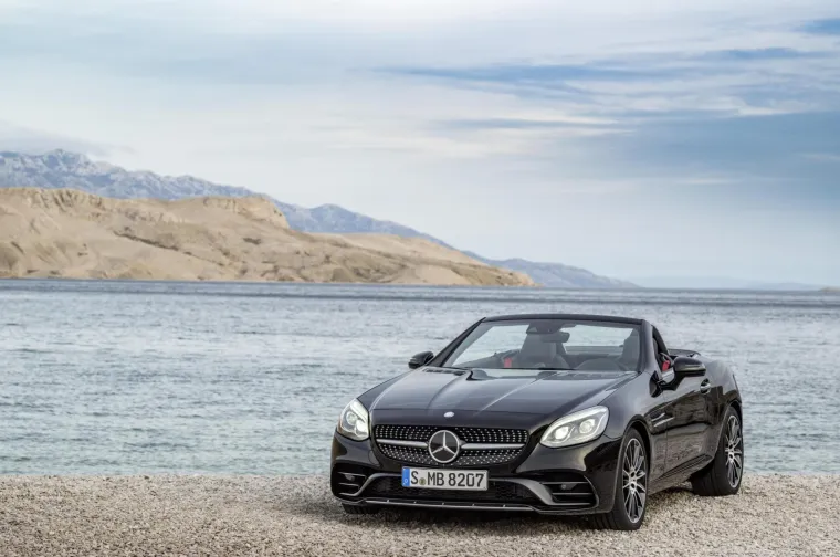 Dok je jo&scaron; bio poznat kao SLK, Mercedesov roadster je prodan u 670.000 primjeraka, &scaron;to najbolje dočarava njegovu popularnost.
