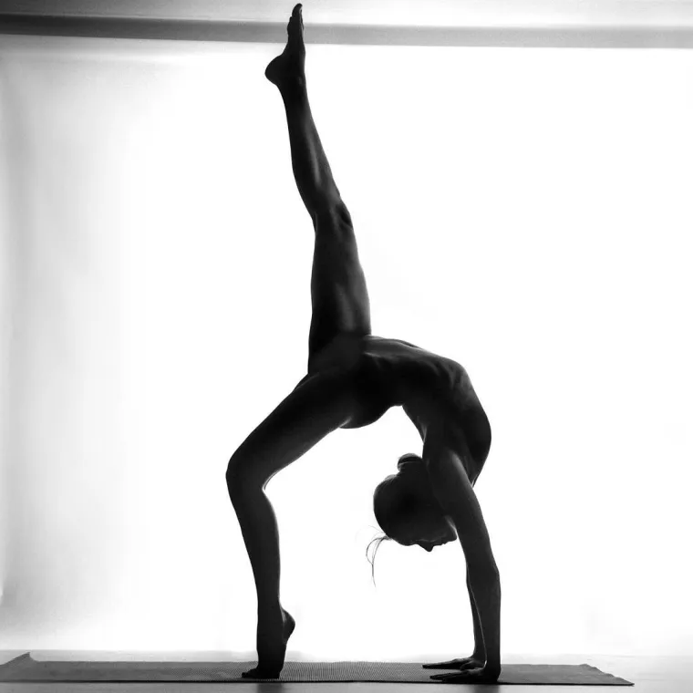 Nude Yoga Girl