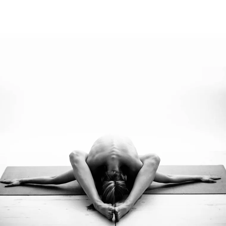 Nude Yoga Girl