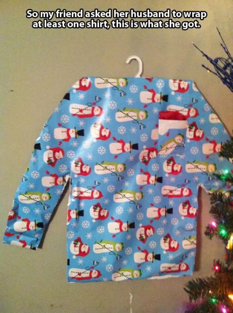 Tražila je supruga da zamota barem jednu majicu.