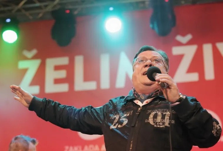 Halid Bešlić oduševio je okupljene.