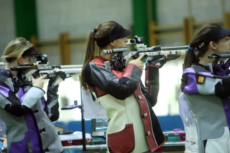 Valentina Gustin ((strelja&scaron;tvo, zračna pu&scaron;ka) - SK Munchen 28.5.2015.