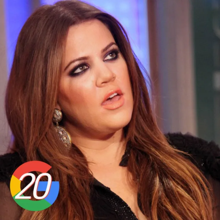 Često je govorila o tome, priznajući koliko joj je to poljuljalo zamopouzdanje, koliko se osjećala manje vrijednom. Sasvim razumljivo. Svatko se nekada tako osjećao, a sad zamislite samo da ste dio najpoznatije i medijski najeksponiranije obitelji na svijetu čiji se svaki pokret pomno prati pod povećalom medija. Mnogi će reći - sami su to izabrali. Jesu, istina. No to ne opravdava bullying svjetske javnosti koji je Khloe na račun zvog izgleda trpjela. Foto: Profimedia