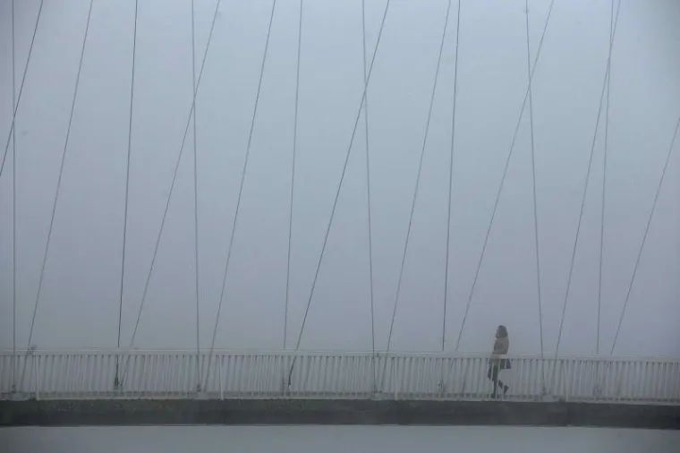 TO SE ZOVE MAGLA: Osječani ne vide prst pred nosom