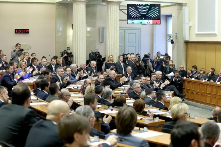 OSMI SAZIV: Iz drugog pokušaja konstituiran Sabor