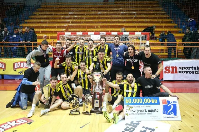 Na 45. izdanju legendarnog malonogometnog turnira Kutija šibica slavila je momčad CB Dobermann koja je u finalu s 1:0 pobijedila Big Bang Team