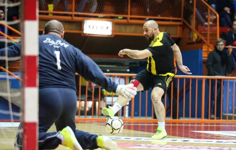 Na 45. izdanju legendarnog malonogometnog turnira Kutija &scaron;ibica slavila je momčad CB Dobermann koja je u finalu s 1:0 pobijedila Big Bang Team