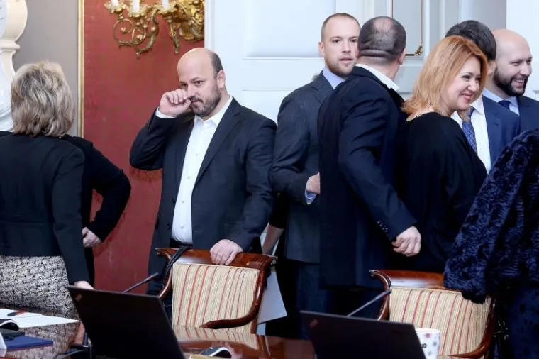 Neobično dobro raspoloženje na sjednici Vlade u odlasku