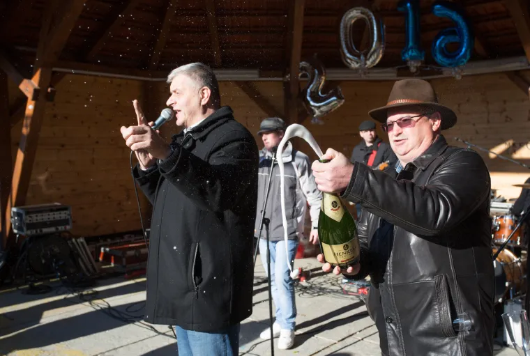 Nova godina u Fužinama već tradicionalno proslavljena točno u podne