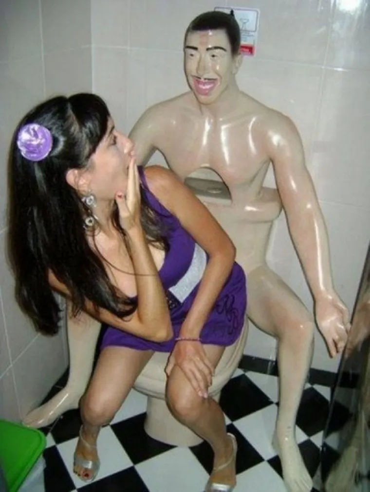 Stvari koje se događaju u javnim toaletima stvarno su nečuvene