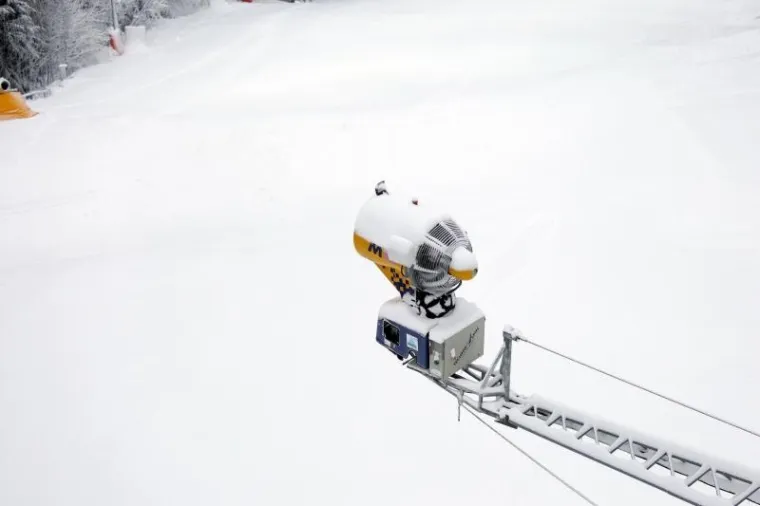 KRENULO JE SKIJANJE NA SLJEMENU: Evo kako izgleda staza