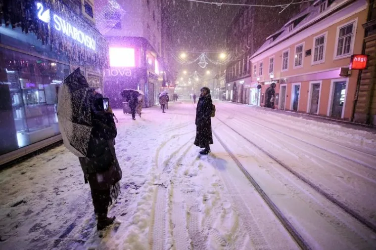 Smirivanje vremena i razvedravanje očekuje se tijekom četvrtka, a prema kraju tjedna temperature će postupno rasti.