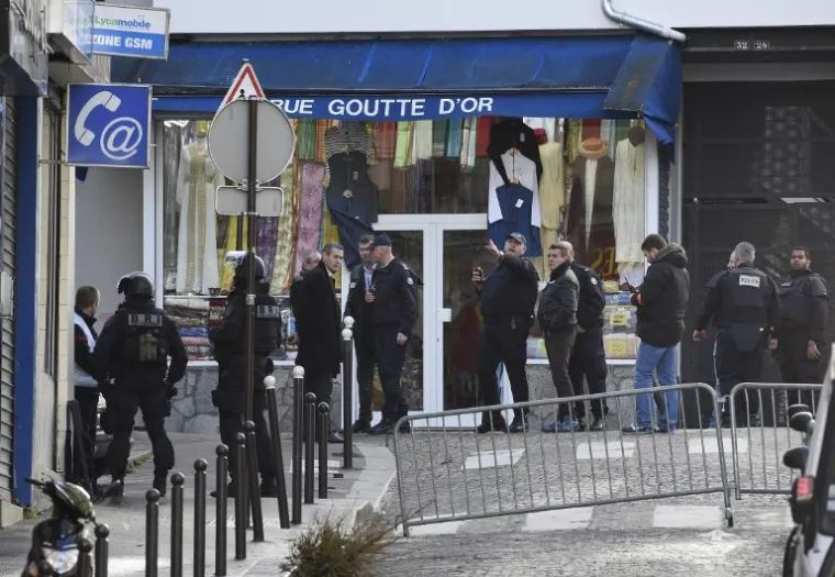 Uletio u policijsku postaju i vikao "Allahu Akbar"