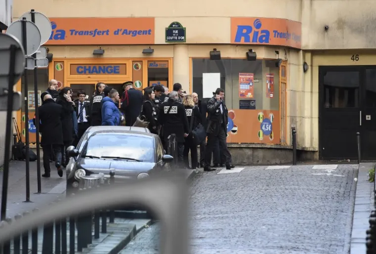 PANIKA U PARIZU: Ubijen muškarac koji je urlao "Allahu Akbar"