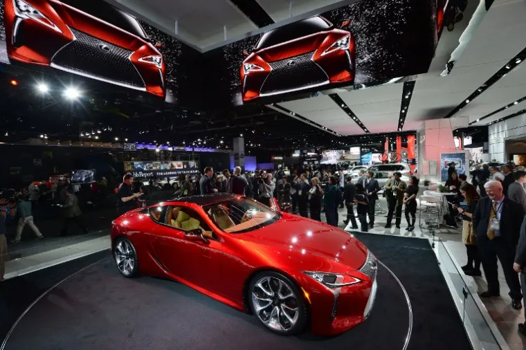 LC500 je temeljen na LF-LC konceptnom modelu, koji je također predstavljen u Detroitu, ali 2012. godine.