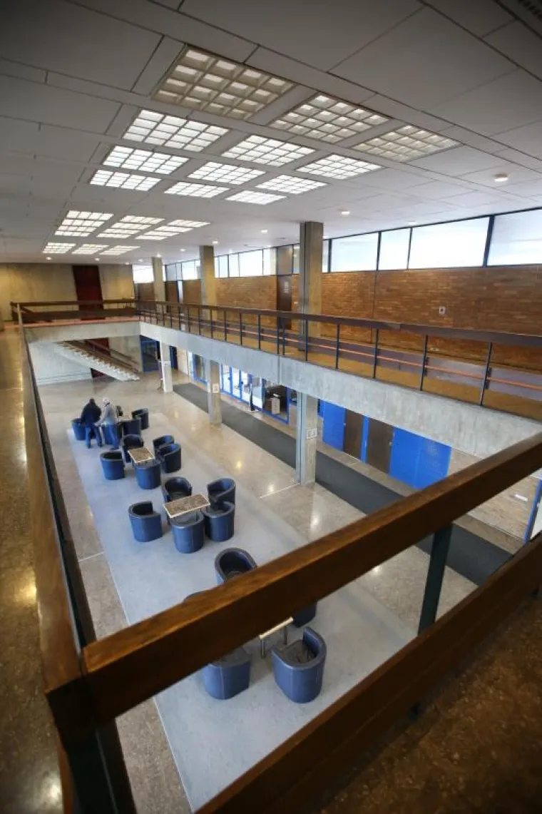 Ukupna povr&scaron;ina zgrade je oko 14500 kvadrata.