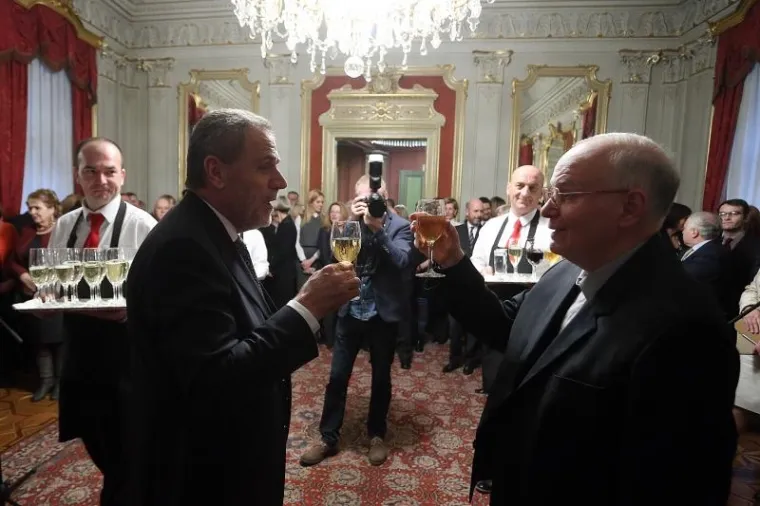 NOVOGODI&Scaron;NJI PRIJAM: Tko je sve do&scaron;ao kod Bandića?