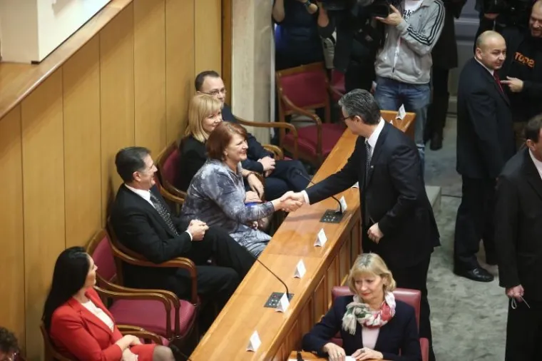 Tihomir Orešković traži povjerenje za novu Vladu