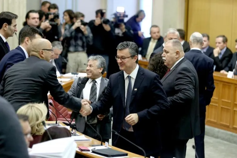 Tihomir Orešković traži povjerenje za novu Vladu