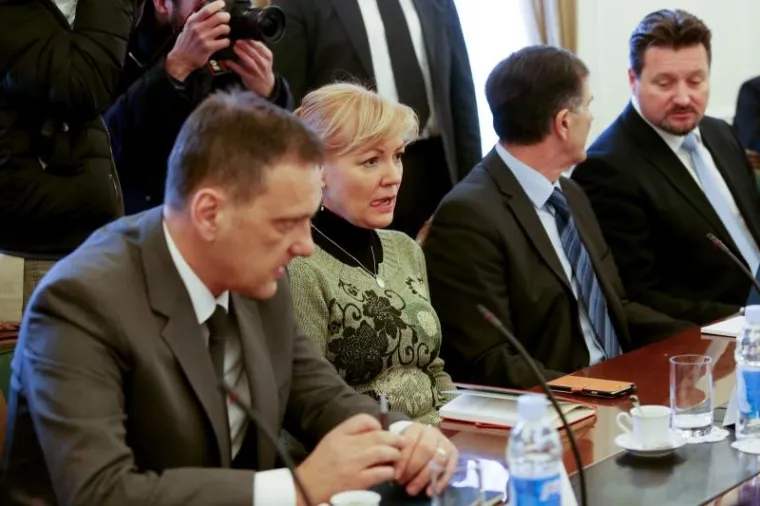 NEMA ČEKANJA: Oreškovićevi ministri dobili prvi zadatak
