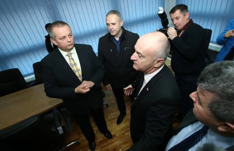 Primopredaja u Ministarstvu branitelja u Savskoj ulici.