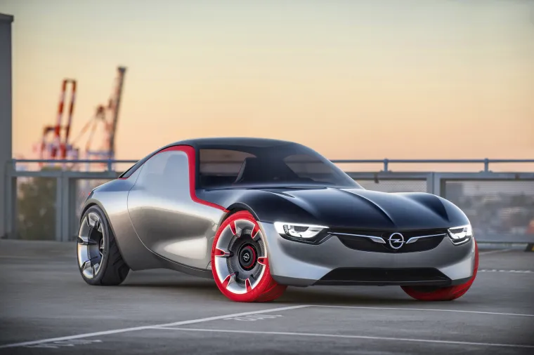 Opel je predstavio svoju viziju sportskih automobila u budućnosti u sklopu GT Concept modela.