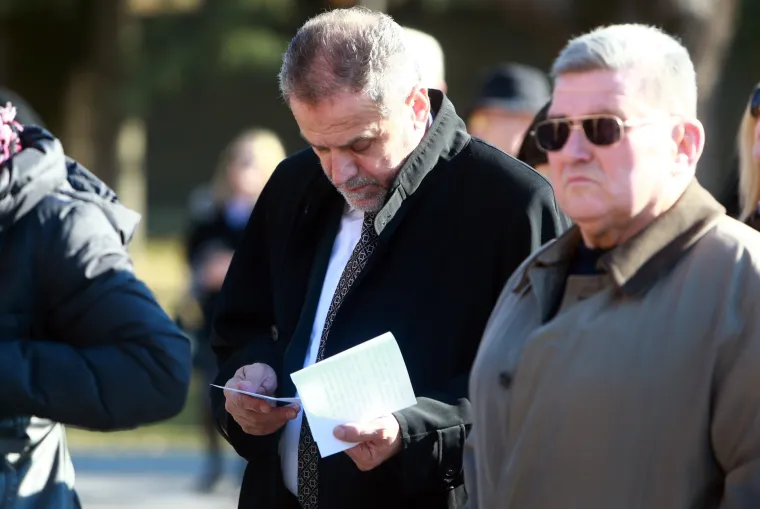 Obitelj i prijatelji na Mirogoju se oprostili od Žuži Jelinek