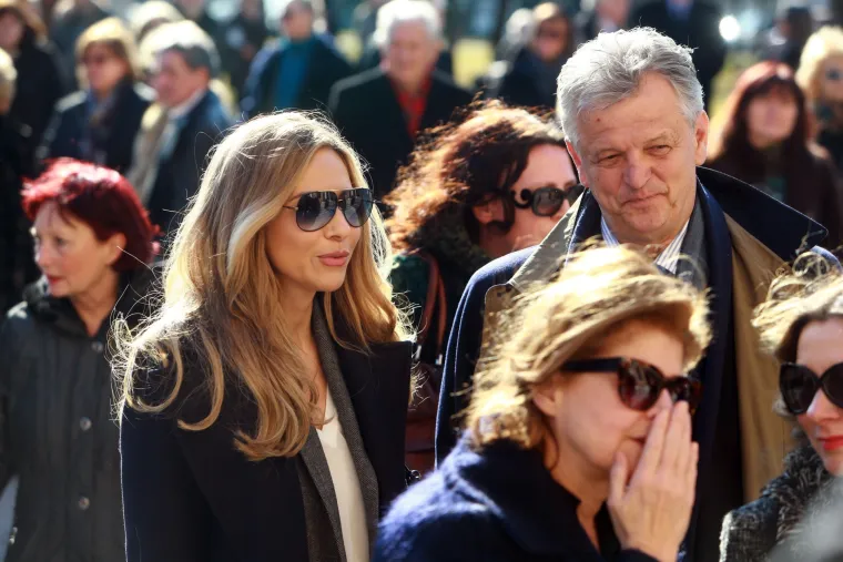 Obitelj i prijatelji na Mirogoju se oprostili od Žuži Jelinek
