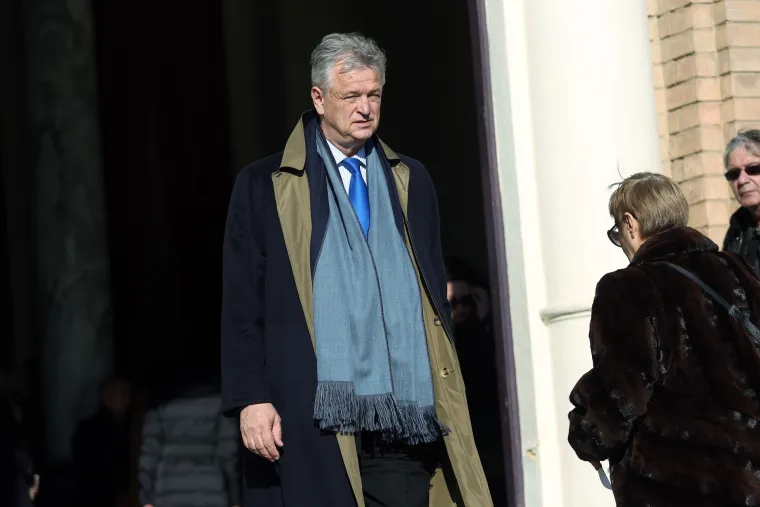 Obitelj i prijatelji na Mirogoju se oprostili od Žuži Jelinek