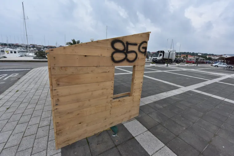 'Vikendica' Mije Crnoje na Murteru