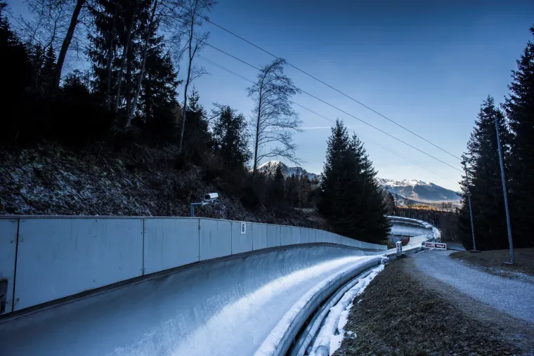 X-TRAIL NA KLIZALJKAMA: Evo kako je izgledalo snimanje promo spota za Nissanov SUV