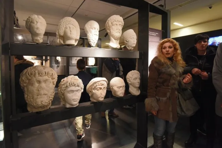 U Noći muzeja građani su imali priliku besplatno posjetiti sve zadarske muzeje, a prvi put javnosti se predstavio stalni postav Međunarodnog centra za podvodnu arheologiju u Zadru.