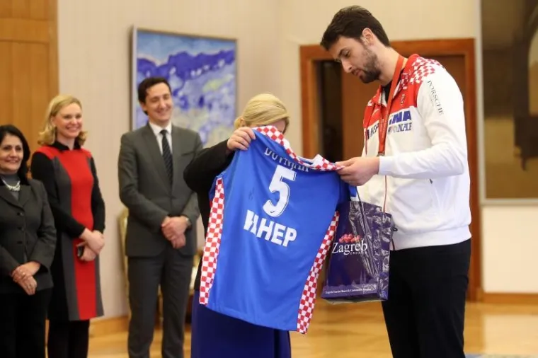 Predsjednica primila rukometaše