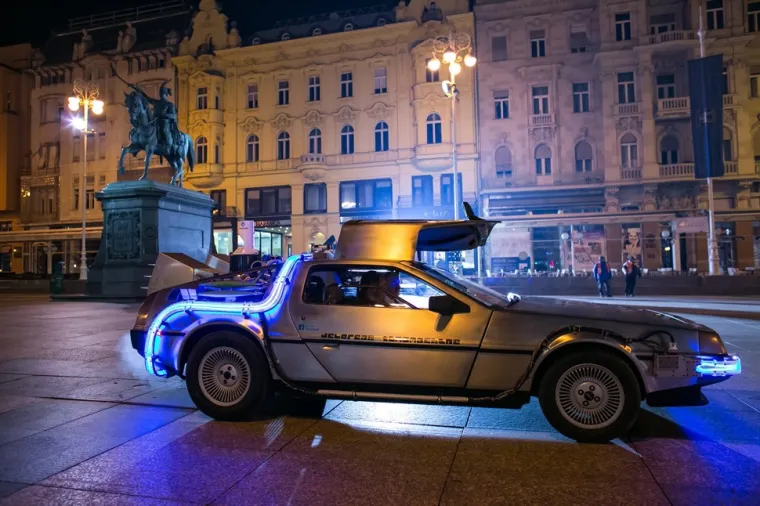 POVRATAK U PROŠLOST: Evo kako izgleda kultni DeLorean DMC-12