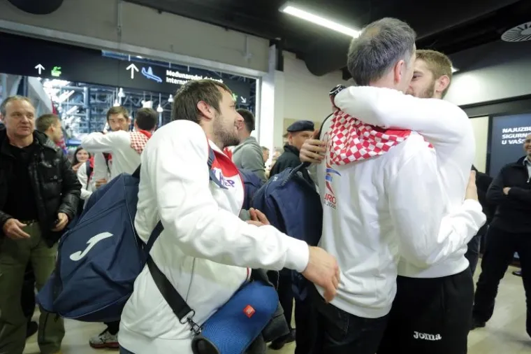 Sreći Kauboja nije bilo kraja.