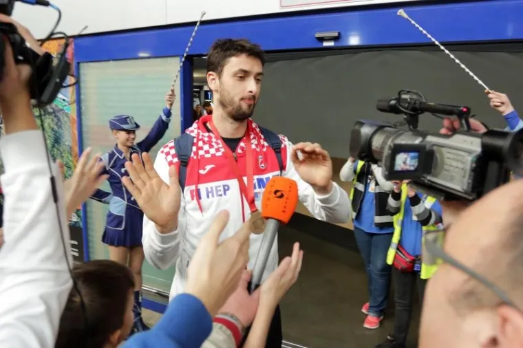 FE&Scaron;TA U ZAGREBU: Kauboji se vratili u domovinu s broncom oko vrata