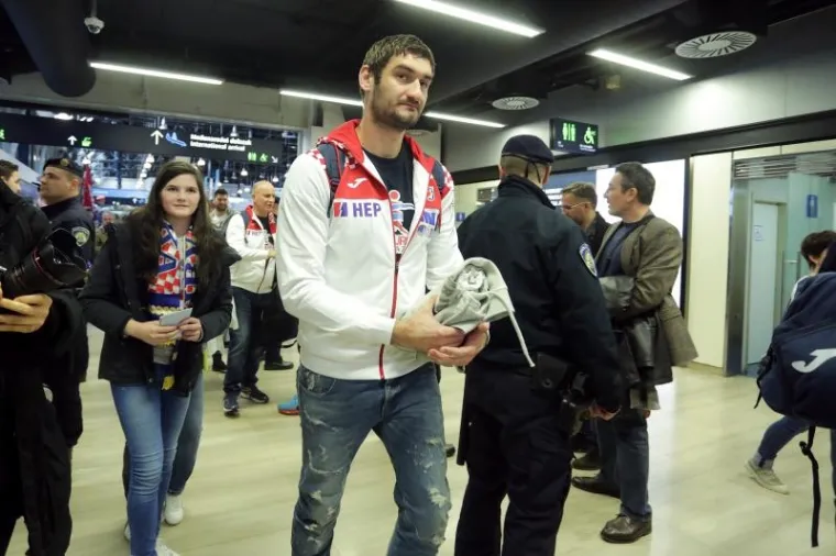 FE&Scaron;TA U ZAGREBU: Kauboji se vratili u domovinu s broncom oko vrata