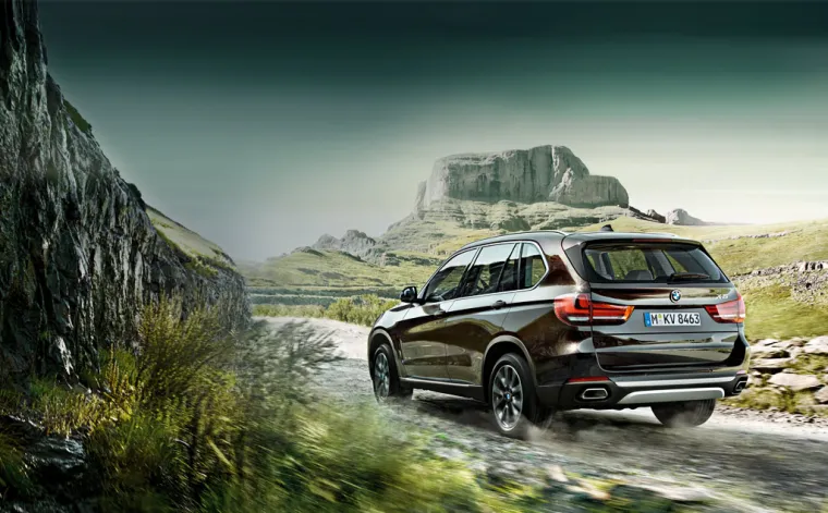 Prvi put na europskim cestama ima više vlasnika SUV vozila nego dugogodišnjih prvaka u ovoj kategoriji, subkompaktnih i kompaktnih modela. Jedan od njih je i BMW X5