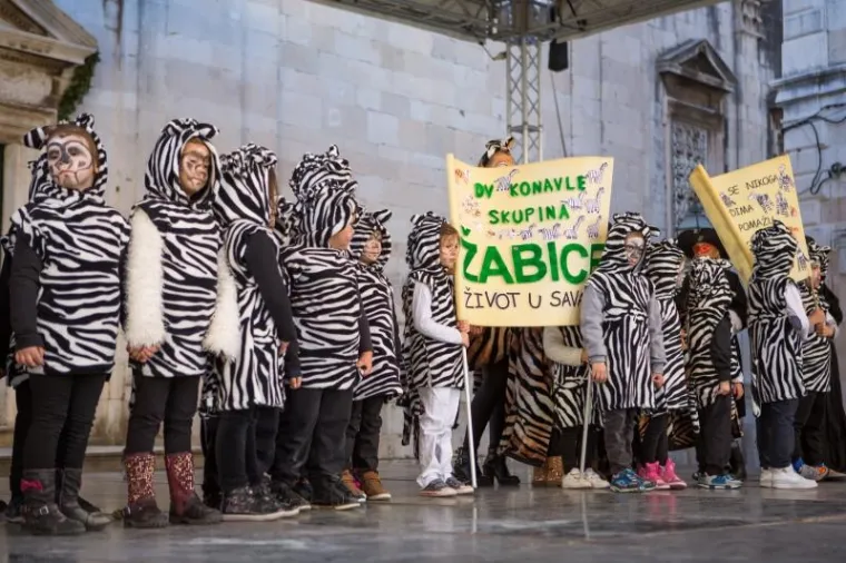 Dječjom povorkom na Stradunu je započeo 17. Dubrovački karnevo.