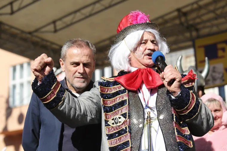 Prvi put nakon mnogo godina veliki fa&scaron;nik u Zagrebu okupio mno&scaron;tvo veselih i maskiranih građana