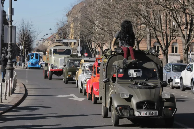 Prvi put nakon mnogo godina veliki fa&scaron;nik u Zagrebu okupio mno&scaron;tvo veselih i maskiranih građana