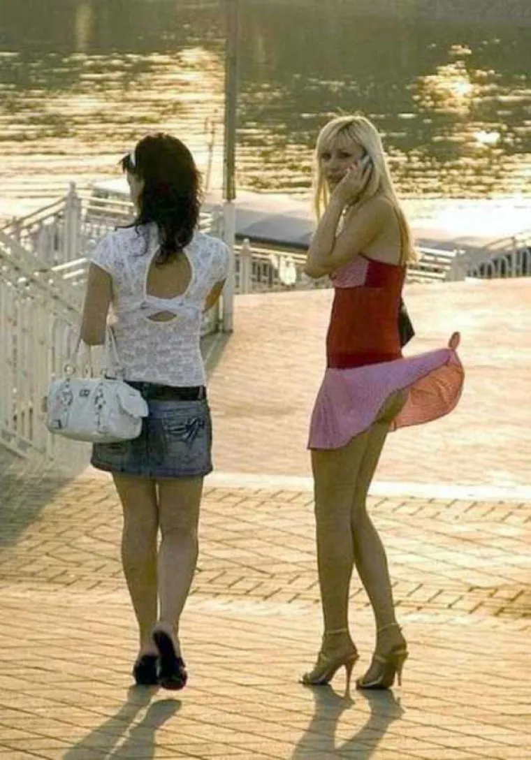 HVALA TI VJETRE: Stižu haljinice, a s njima i nezgodice