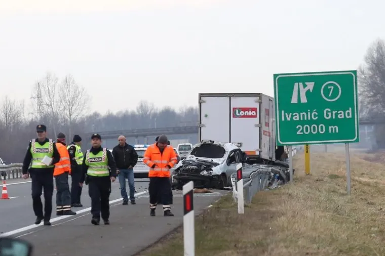 KOD IVANIĆA: Dvije osobe poginule u sudaru automobila i kamiona